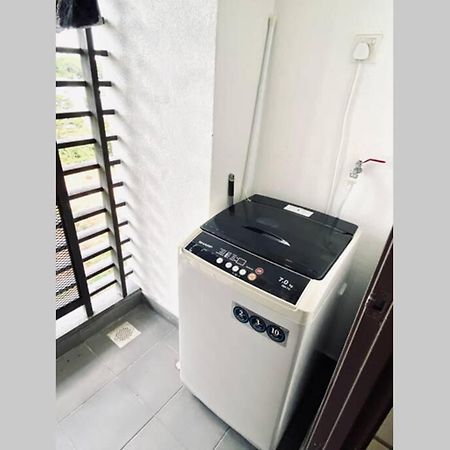 Landmark Residence 2, Greenview, Less Noise, Free Wifi With Tvbox, Free Parking, Near Kajang, Cheras, C180, Mrt Exterior foto