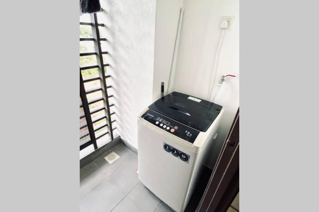 Landmark Residence 2, Greenview, Less Noise, Free Wifi With Tvbox, Free Parking, Near Kajang, Cheras, C180, Mrt Exterior foto